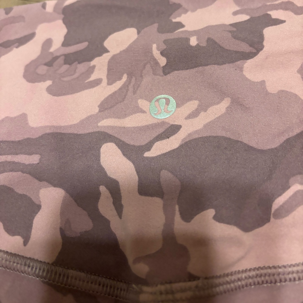 Lululemon align shorts Incognito Camo Pink Taupe Multi Sz 10 great condition - Picture 5 of 6